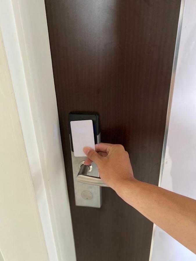 Oyo 2816 Privato Suite Kembaran Εξωτερικό φωτογραφία