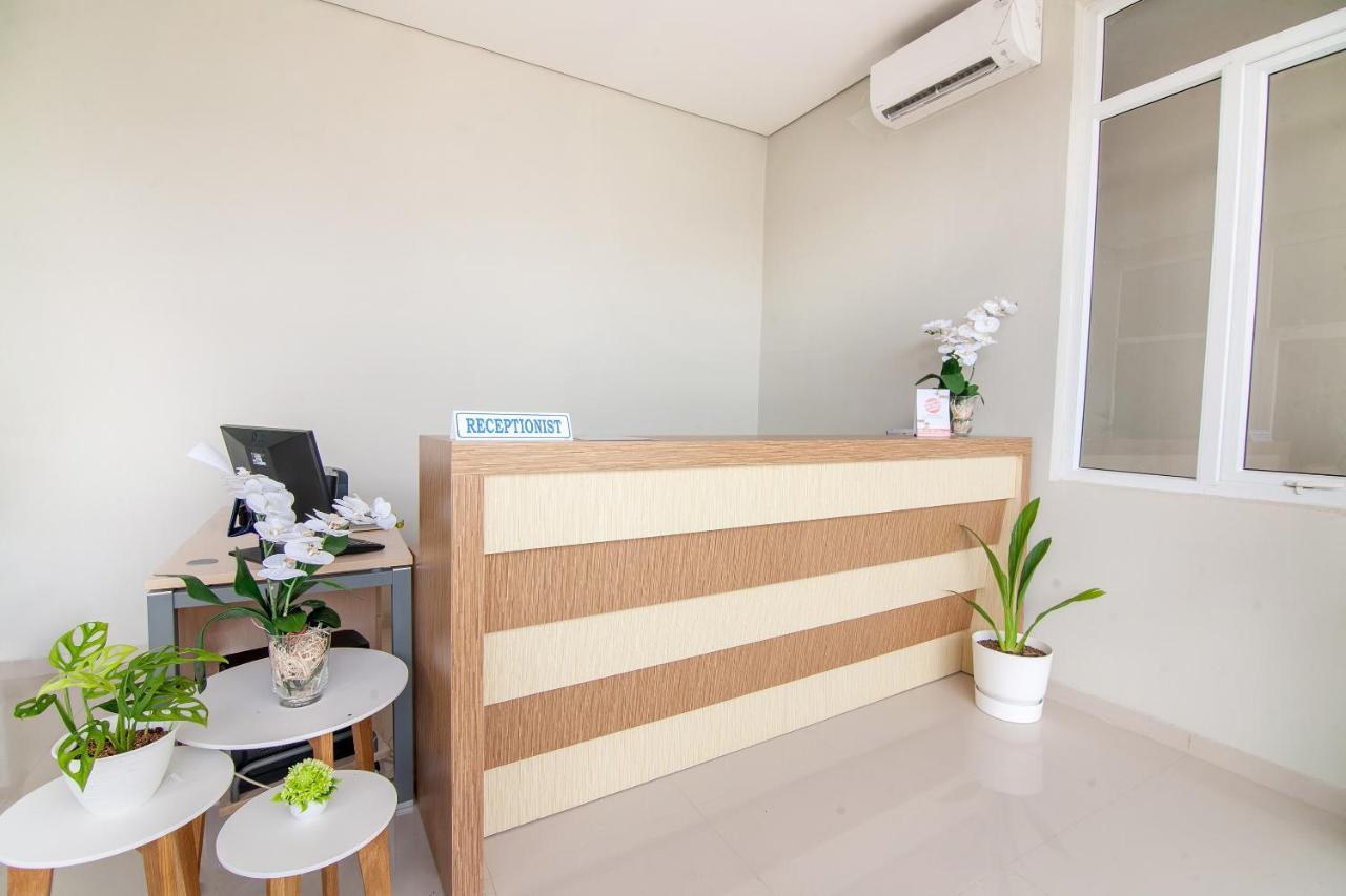 Oyo 2816 Privato Suite Kembaran Εξωτερικό φωτογραφία